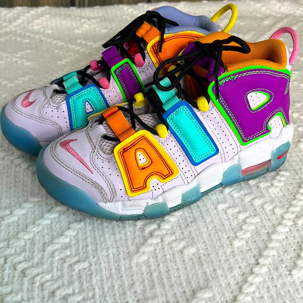 Nike Air. More uptempo multicolored sneakers 4Y